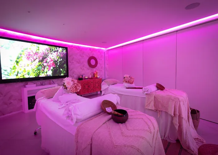 One Ibiza Suites