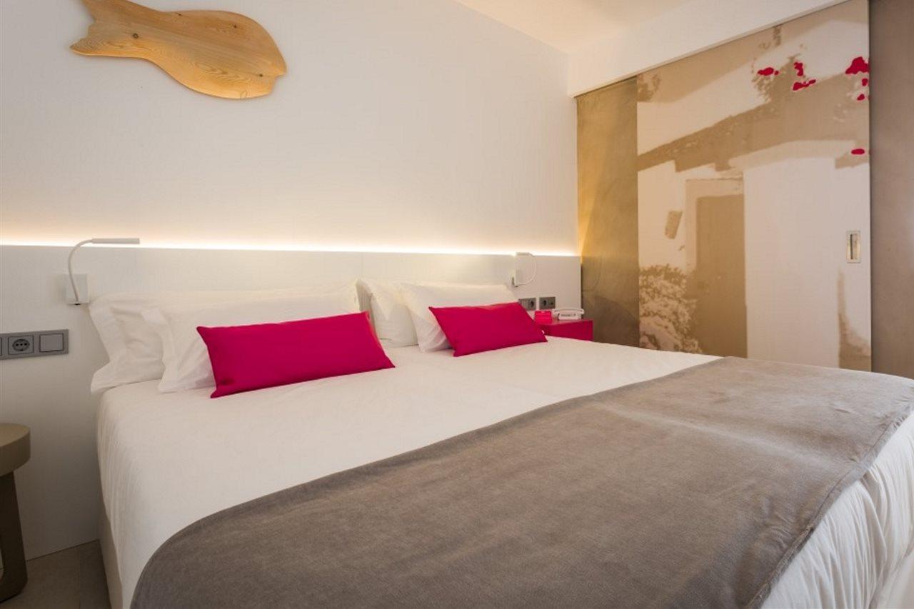 One Eivissa